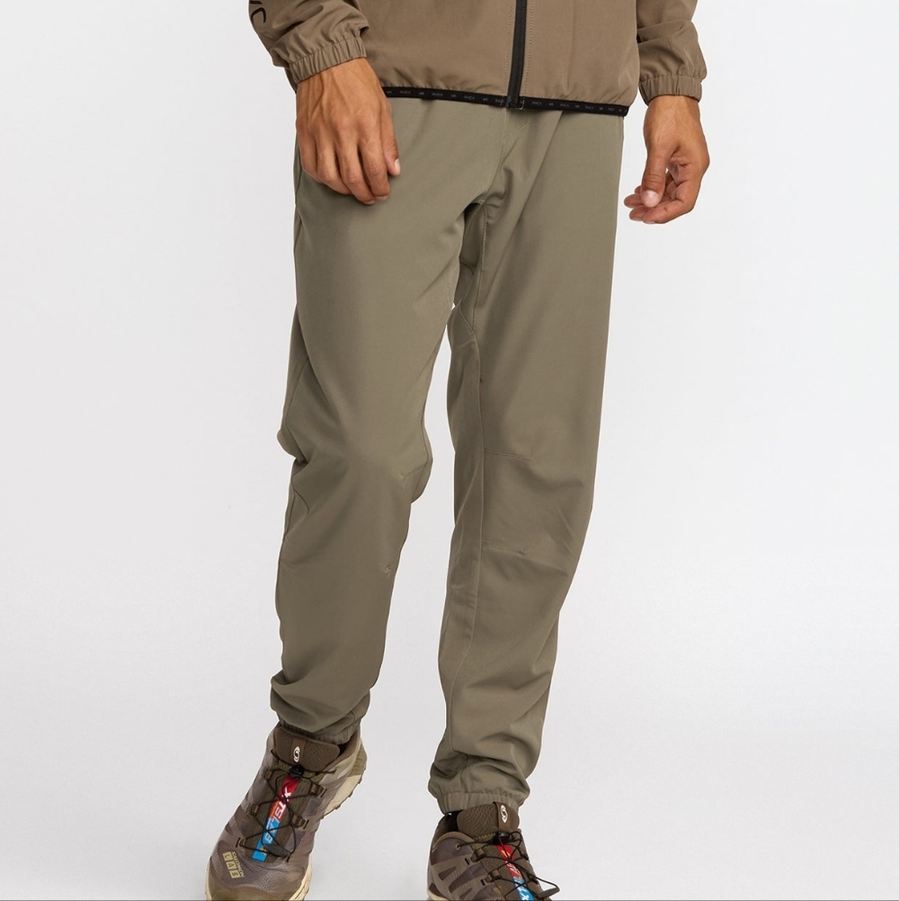 RVCA Yogger Pant II - Picture 2 of 10